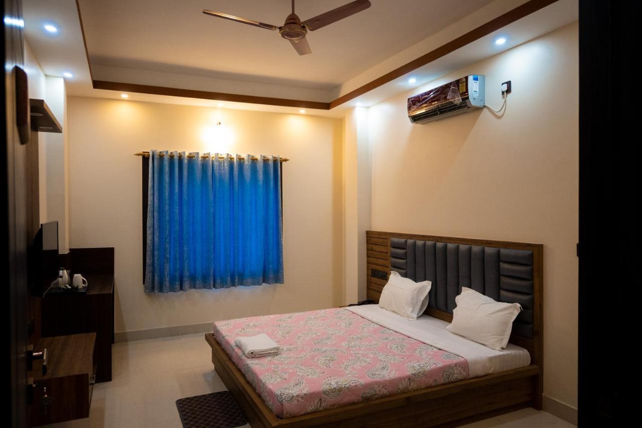 Отель Unique Shantiniketan Sri Niketan Экстерьер фото