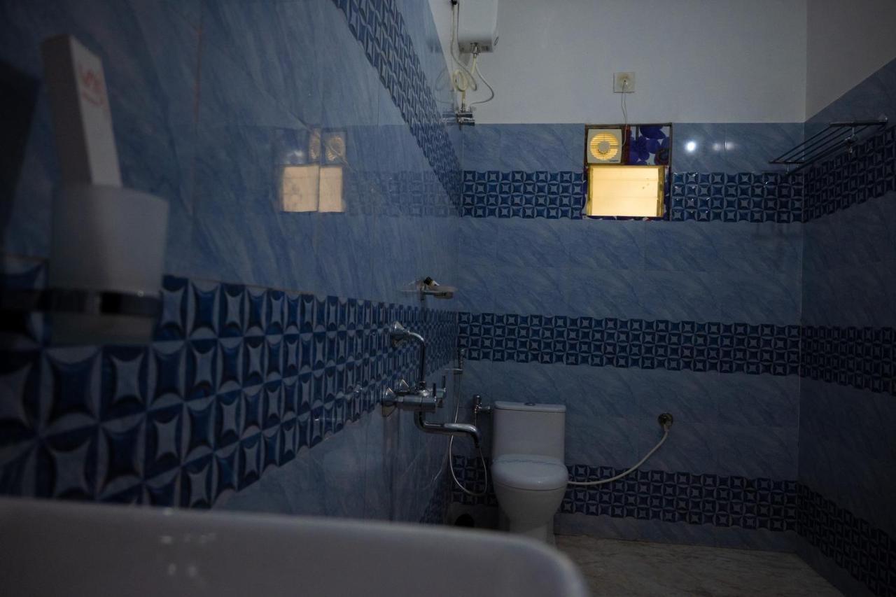 Отель Unique Shantiniketan Sri Niketan Экстерьер фото